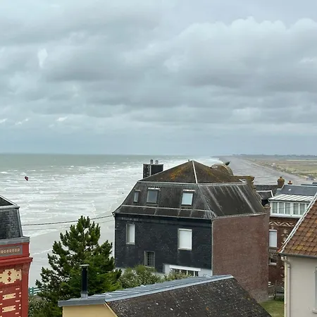 Apartment Sweet Ault